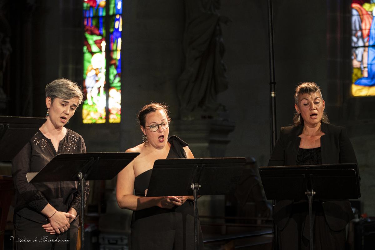 A 8 Clos , depuis 2025 - Ensemble vocal