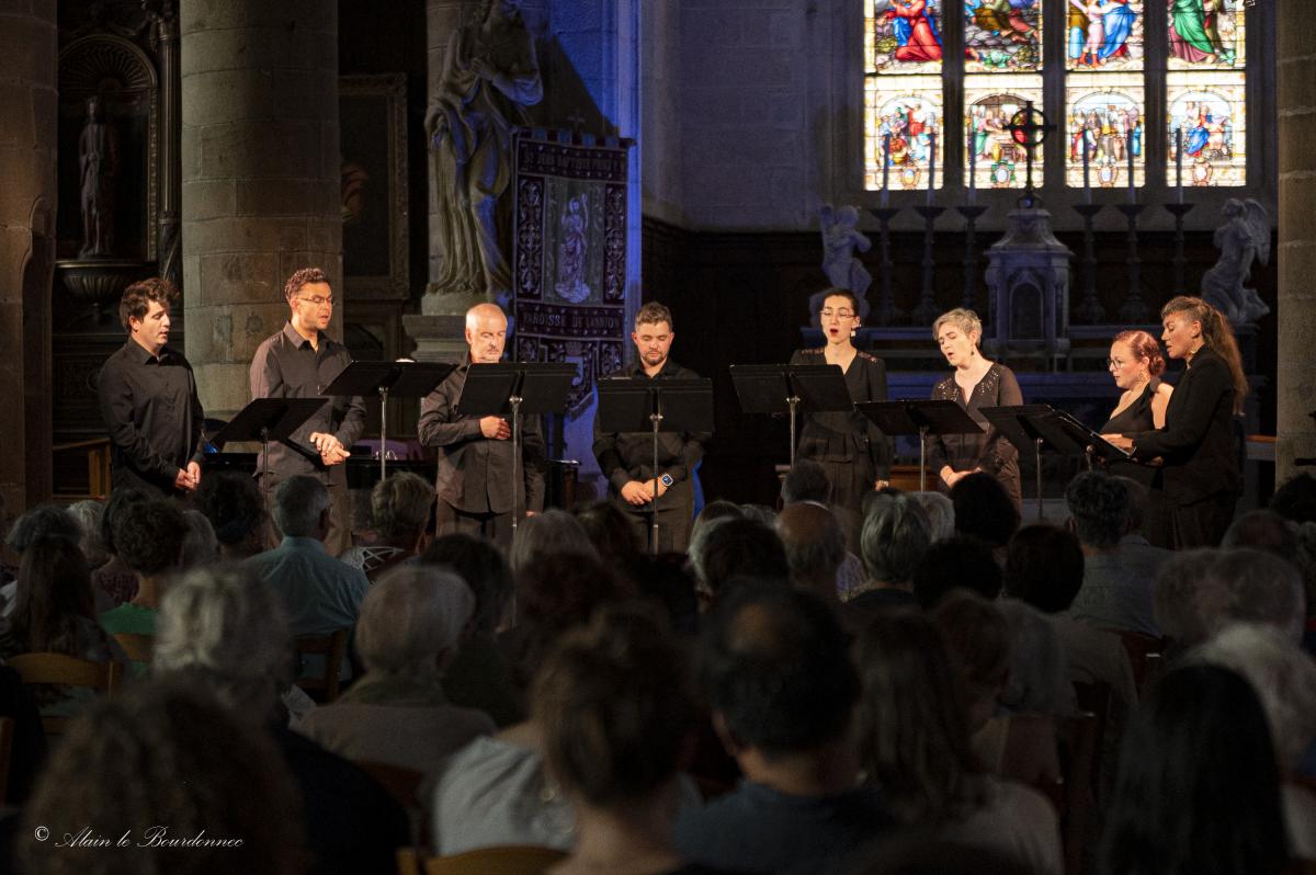 A 8 Clos , depuis 2025 - Ensemble vocal